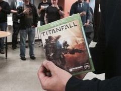 Titanfall goes gold on Xbox One & enters manufacturing