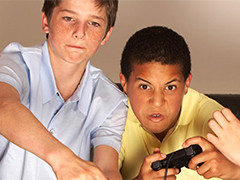 Parents ‘could be reported to police’ for letting kids play 18-rated games