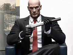 Hitman’s £109.99 Collector’s Edition includes Agent 47’s tie & 10″ statue