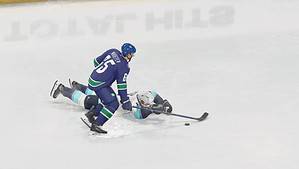 nhl-24-how-to-avoid-hits-kraken-canucks