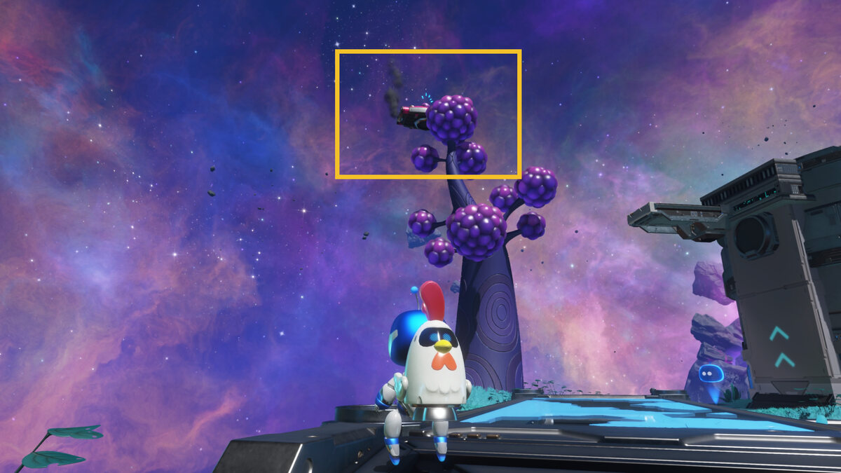 Astro Bot Orbital Blitz: Astro exploring a level in orbit.