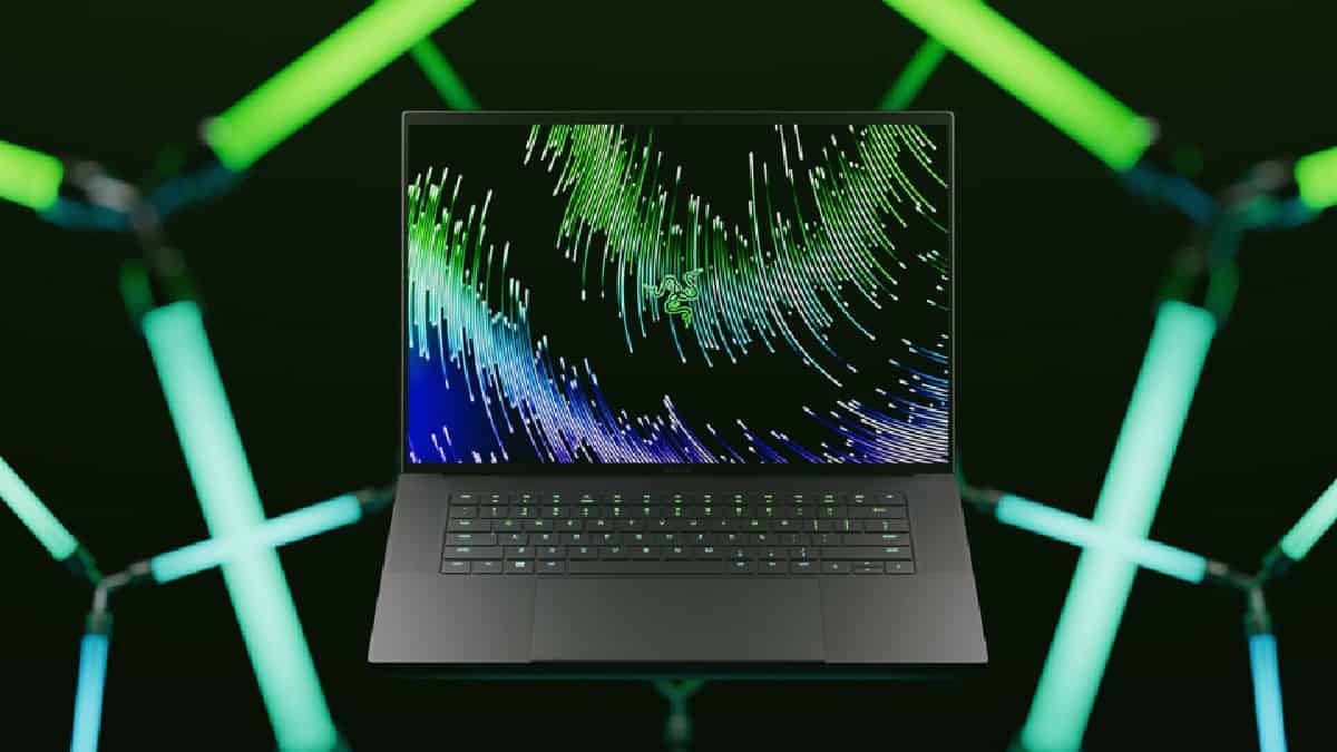 This Razer Blade 16 just got a new cutting edge price in this Black Friday deal – $300 off!