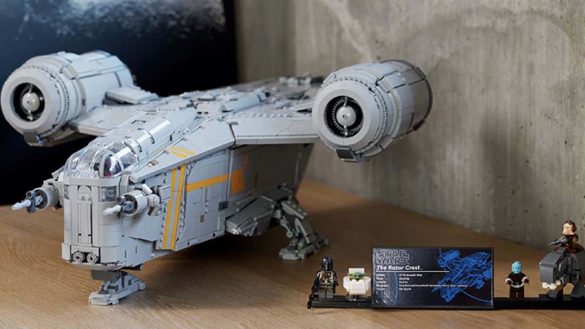 The Razor Crest collection from LEGO Star Wars just hit its lowest ever price for Cyber Monday