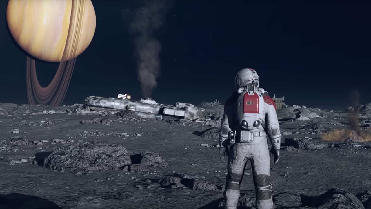 Starfield crew members: A player exploring barren moon comes across a crashed starship.