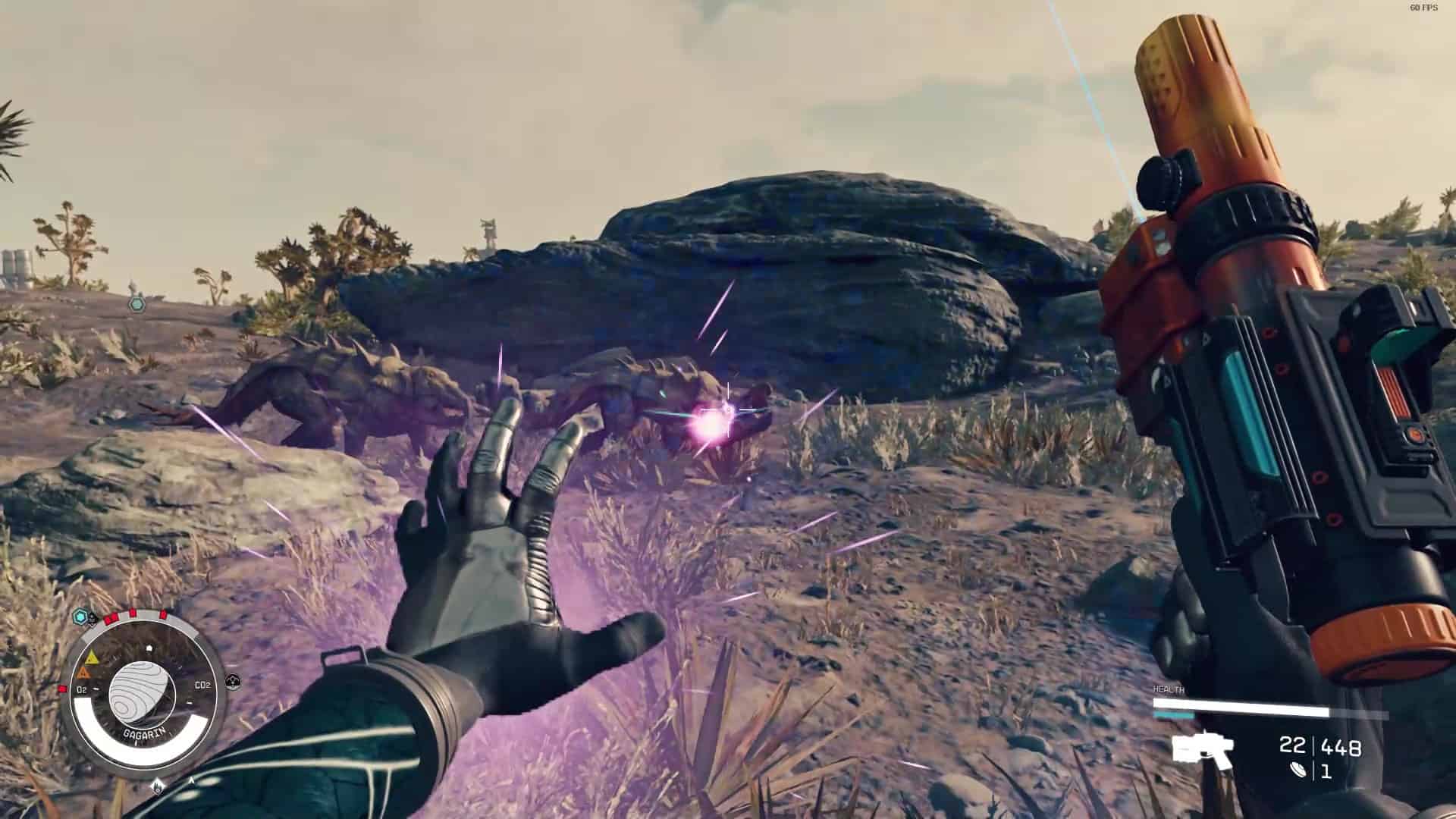 Starfield powers: The player firing a Solar Flare at an alien monster.