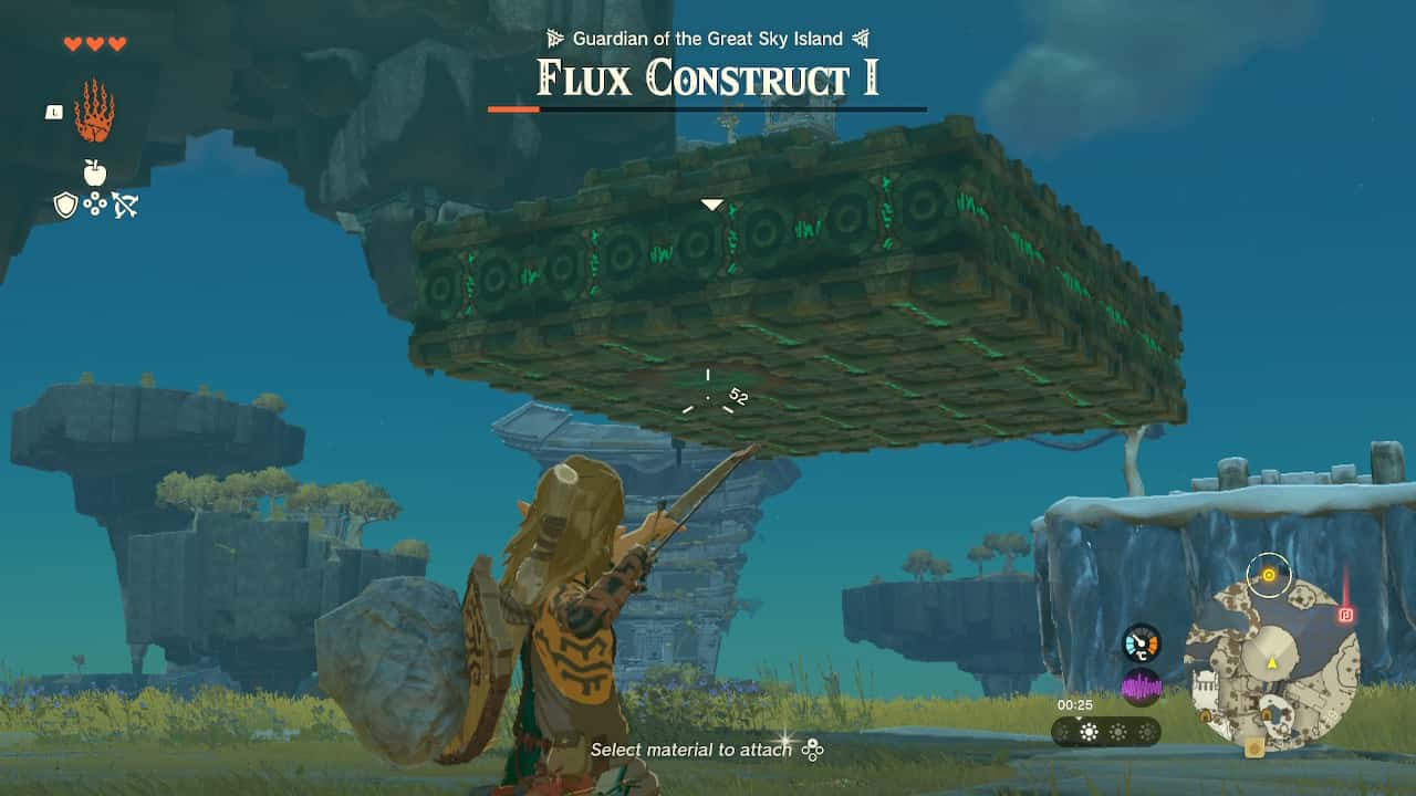 How to beat Flux Construct I boss in Tears of the Kingdom: Link fighting the boss in its last phase.