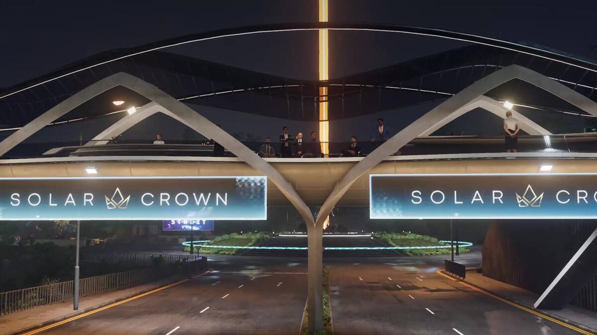 Test Drive Unlimited Solar Crown: Several people standing on a bridge lit up at night.