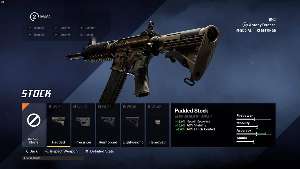 A player checks the Padded stock on the M4A1.