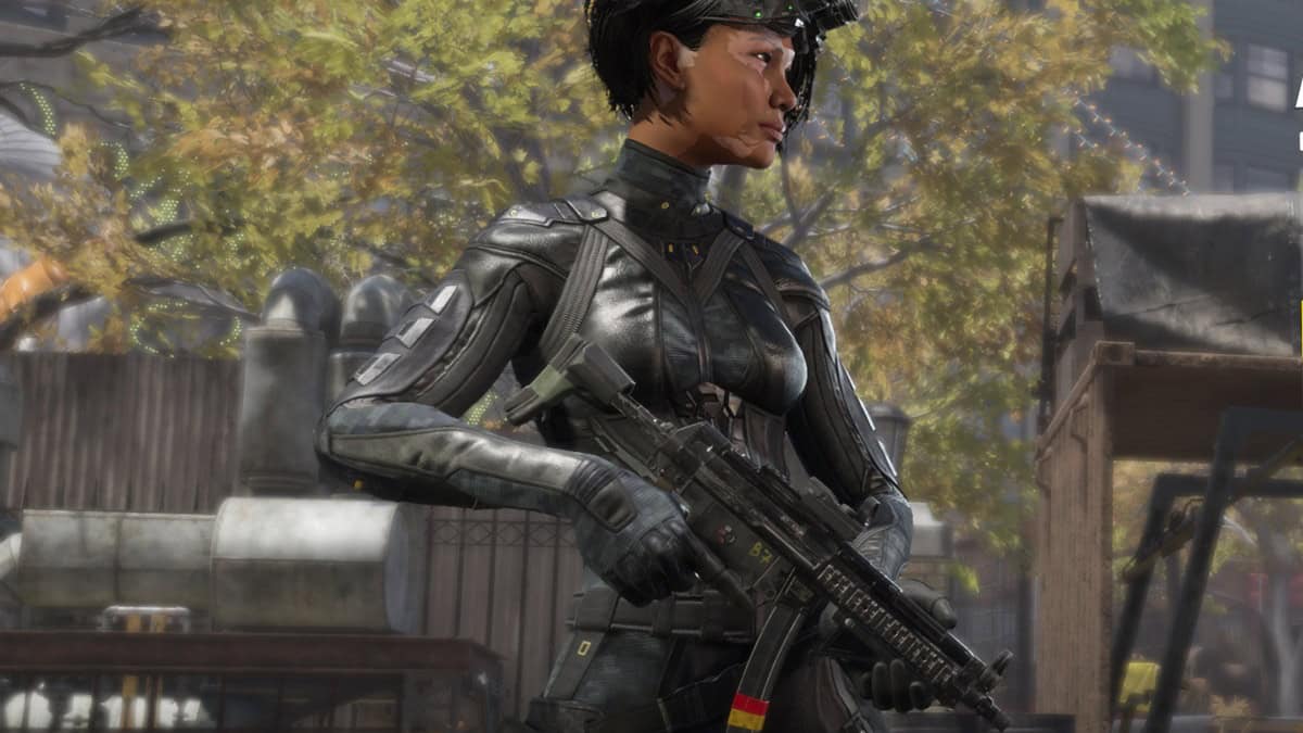 A player holds the MP5A2 SMG after choosing an Echelon character.